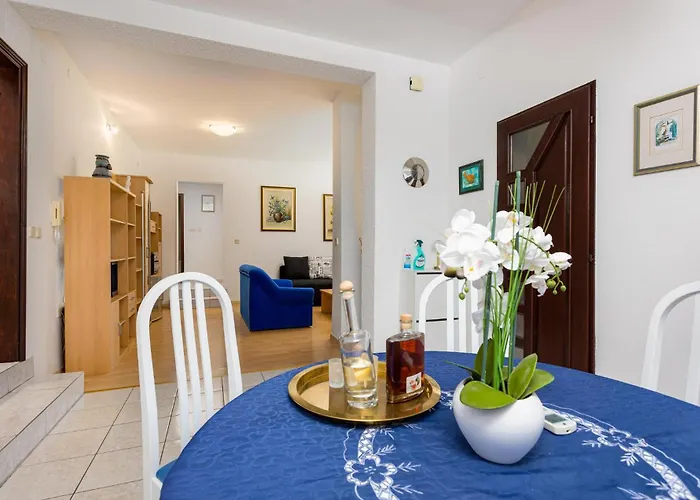 2 Bedroom Lovely In Zidarici Lejlighed