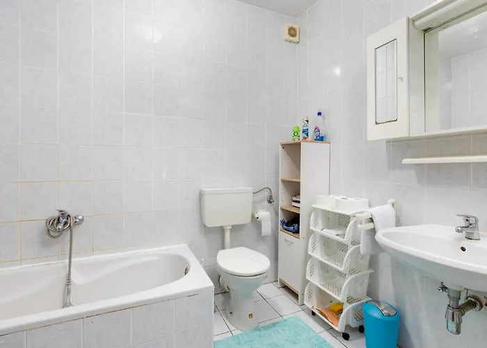 Apartman 2 Bedroom Lovely In Zidarici Sveti Anton
